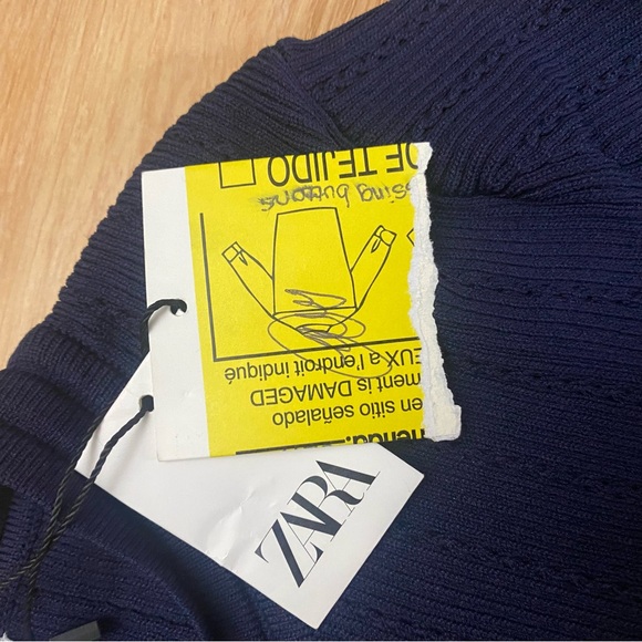 Zara knit cardigan with gold buttons - Picture 6 of 15